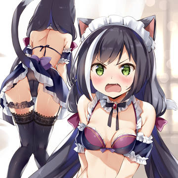 「こんな格好が好きなんて…馬鹿じゃないの！？」