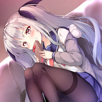 「せーんぱい♪お邪魔してまーす」