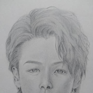鉛筆で《中村倫也さん》を描いてみた