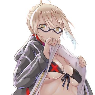 えっちゃんたくし上げビキニ