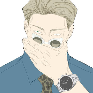 773