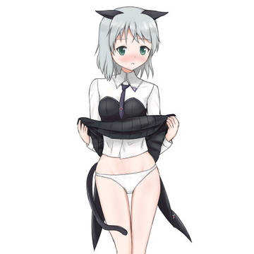 ズボンを見せてくれるサーニャ