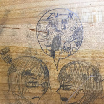 最近の落書き状況（in my机）