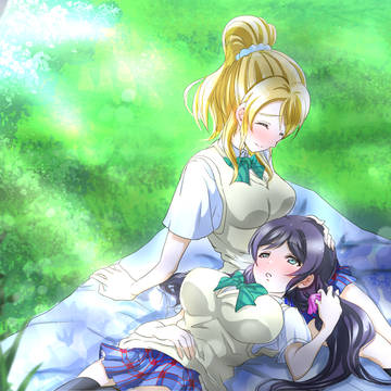 髪をなでるその手がすき・・・。
