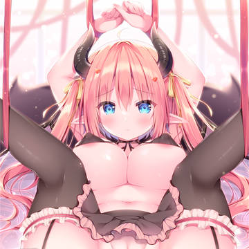 お仕置きされてる小悪魔ちゃん