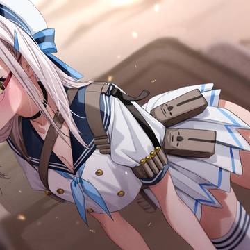 「お疲れ様です指揮官！」