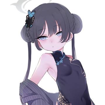 キサキ……………