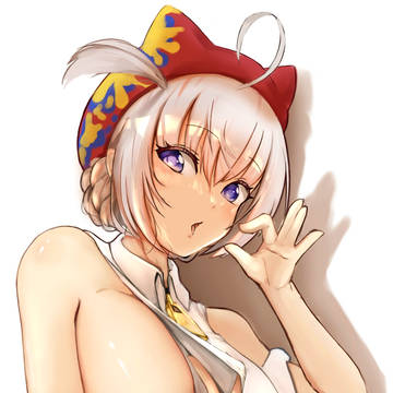 真白ちゃんの服って横から見たらえっちよね