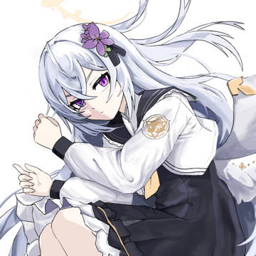 白洲アズサ