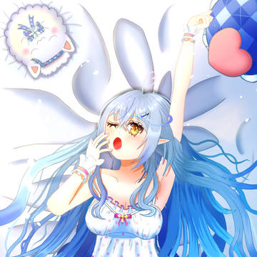 背伸びするラミィ