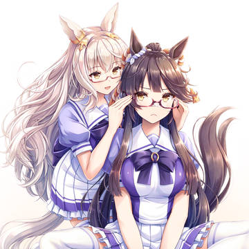妹にメガネをかけようとするハヤヒデ