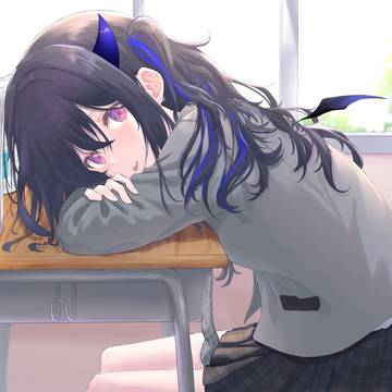 隣の席