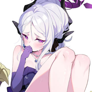 ヒナ(裸足)