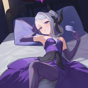 ヒナ...!