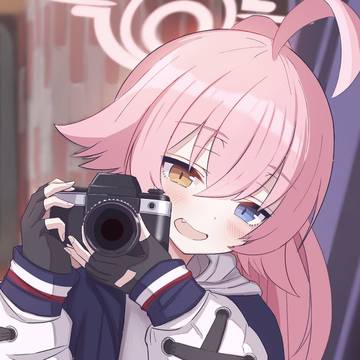 デート中なホシノ