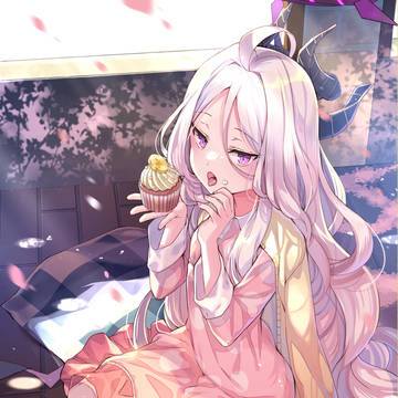 食べているヒナ