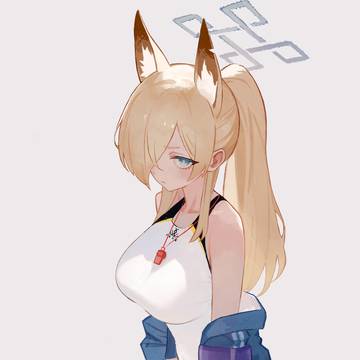 尾刃カンナ　水着