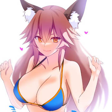誘ってる玉藻ちゃんビキニ