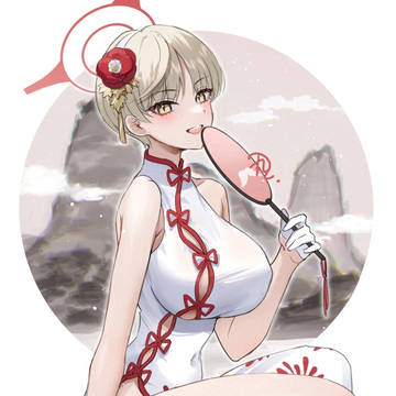 チーパオ マリナ