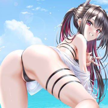 初月