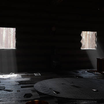 Abandoned cabin