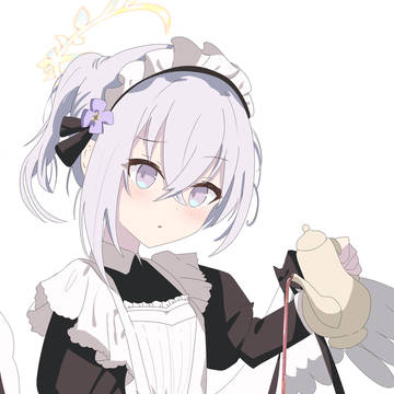 メイドアズサ