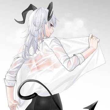 赞妮