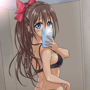 毎週えっちな自撮りを送ってくれる後輩