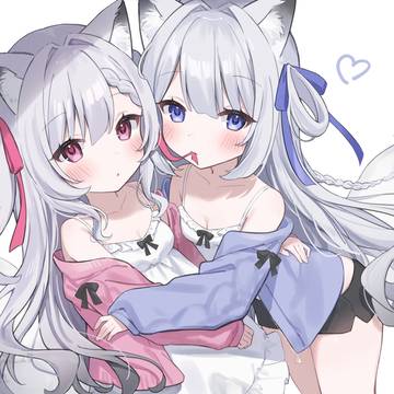 双子のきつねちゃん