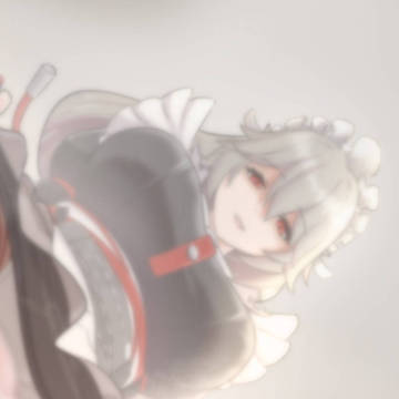 “抱歉，借过一下~”