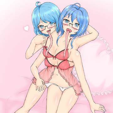 青髪多腕多脚複乳双頭六本指長舌ちゃん