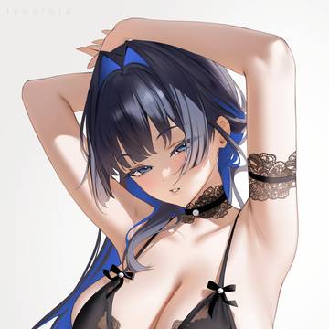黒いランジェリーのKronii 🖤