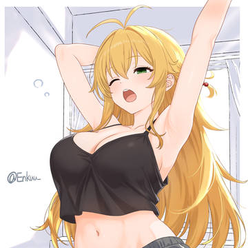 黒キャミマキさん