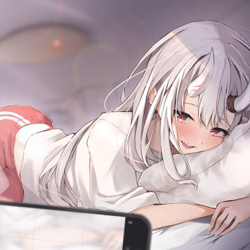 「撮ってるの…？」