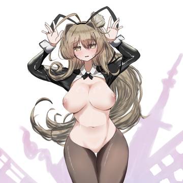 ニナ