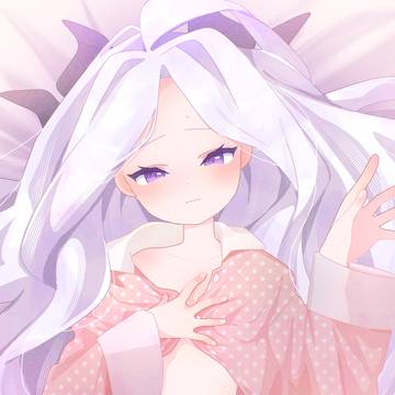 ヒナ...
