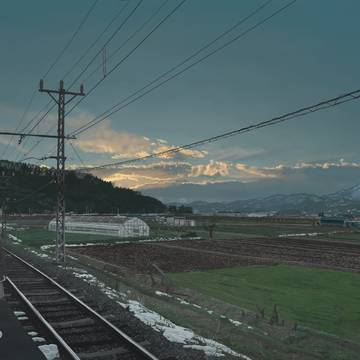冬の舂き。駅より。