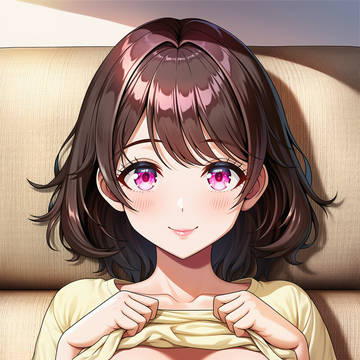Tシャツをめくり上げる女の子