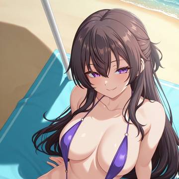 周防有希　スリングショット水着