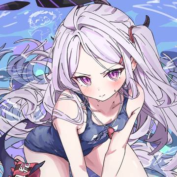 水着ヒナ