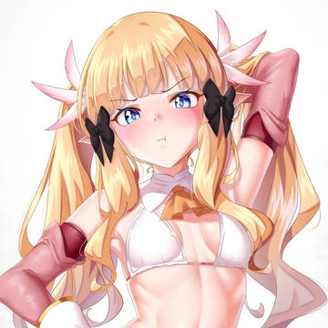 イリヤのコスチュームを着たサレン？