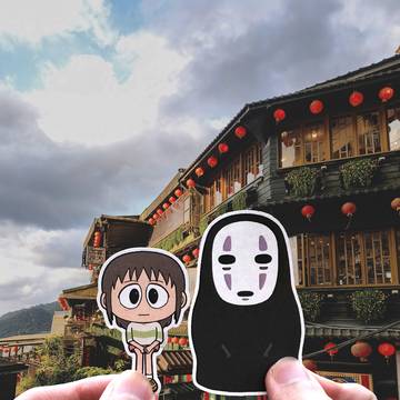 Chihiro & No Face at Jiufen