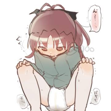 おむつにうんちする杏子ちゃん