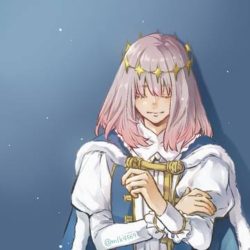 静かに微笑む