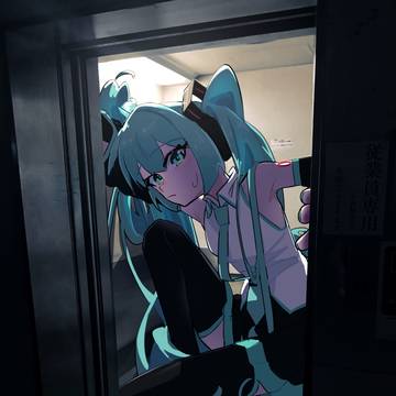 ミクさんは大きいので深夜の従業員用エレベーターで移動する