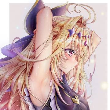 髪を整えるキュアアルカナ・シャドウの脇