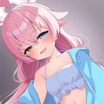 こんな簡単に押し倒せちゃうんだ...