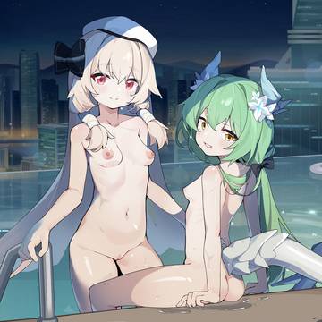 夜间泳池