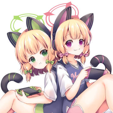 ミドリとモモイ