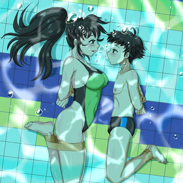 水底で見つめ合い